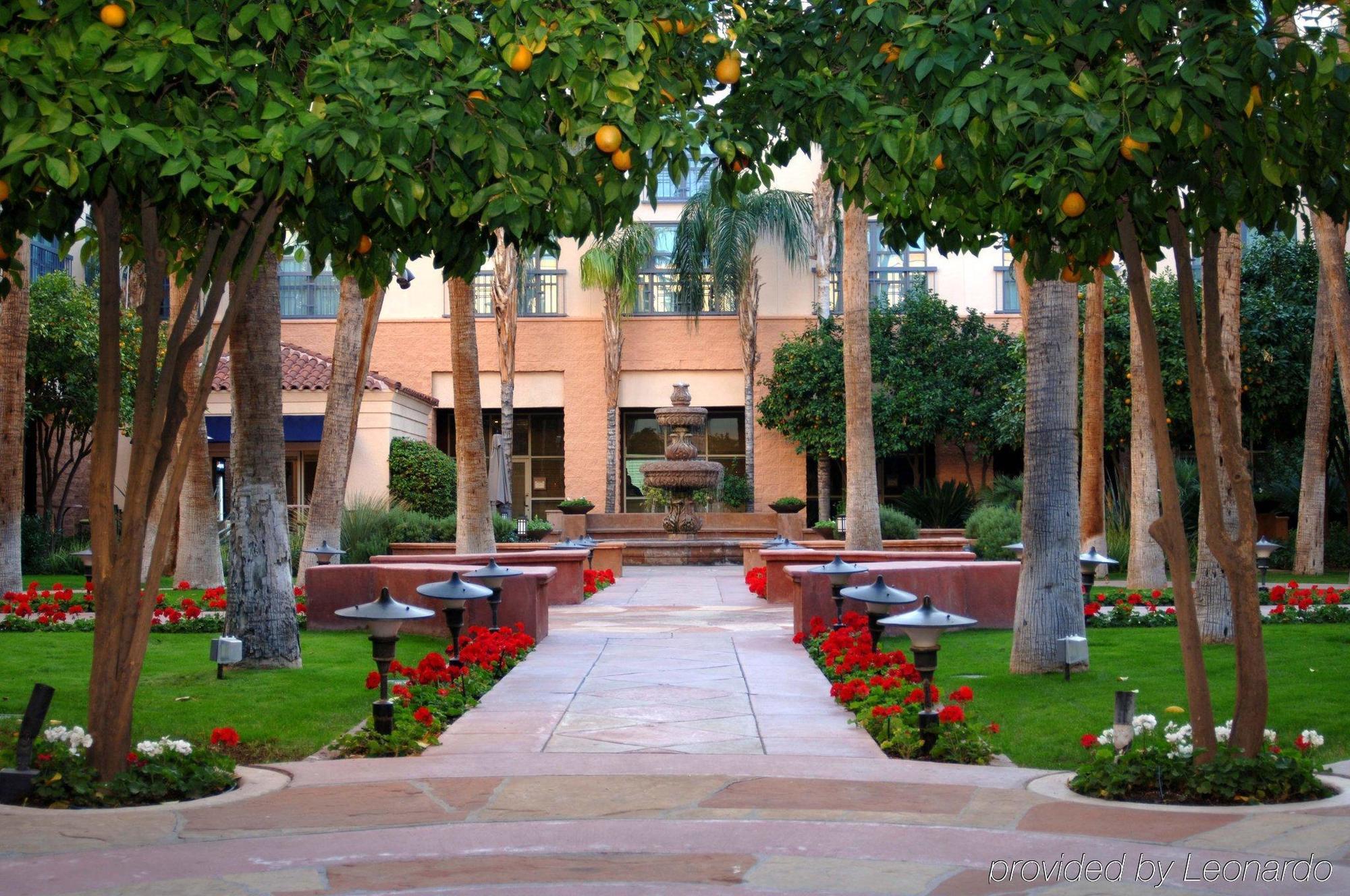 Tempe Mission Palms- Destination Fee Includes Parking Ξενοδοχείο Εξωτερικό φωτογραφία